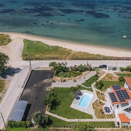 Electra Beachfront Suites, Nea Irakleia Exterior photo