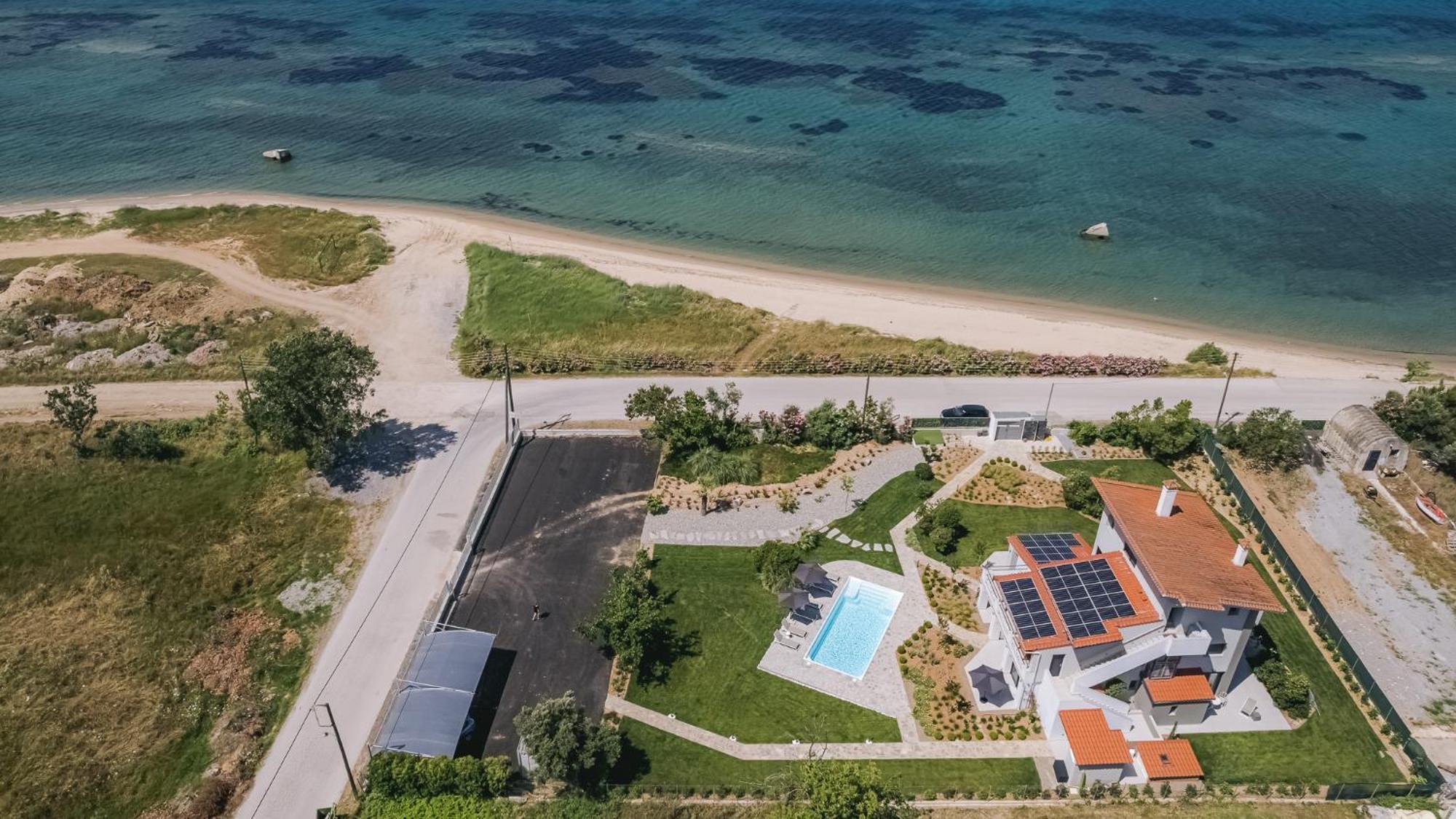 Electra Beachfront Suites, Nea Irakleia Exterior photo